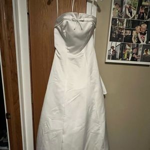NWT Wedding dress from David’s Bridal